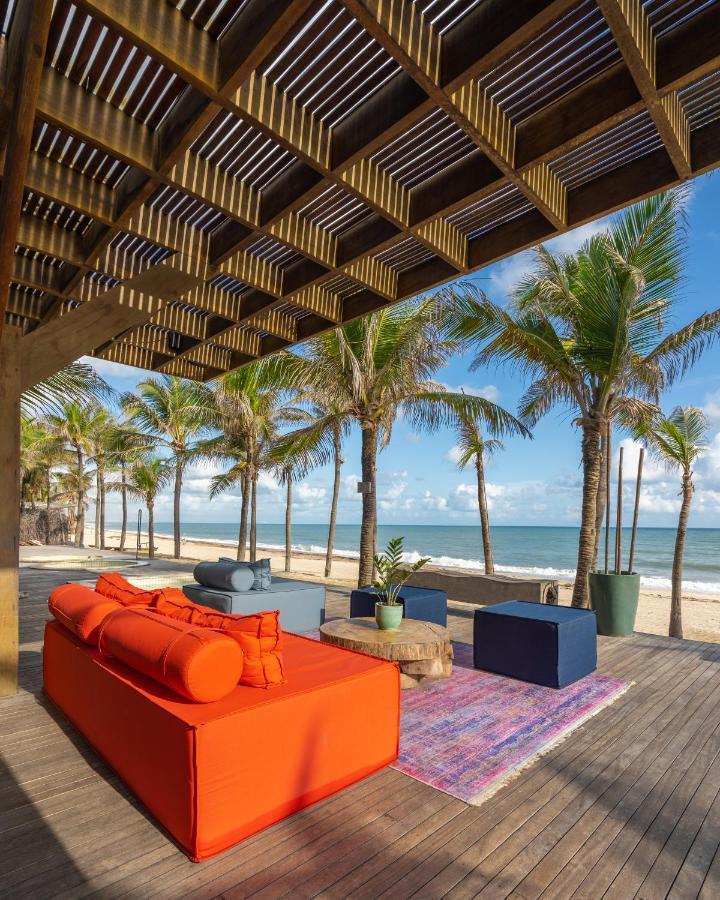 Carmel Cumbuco Resort Exterior photo Beachfront at the resort