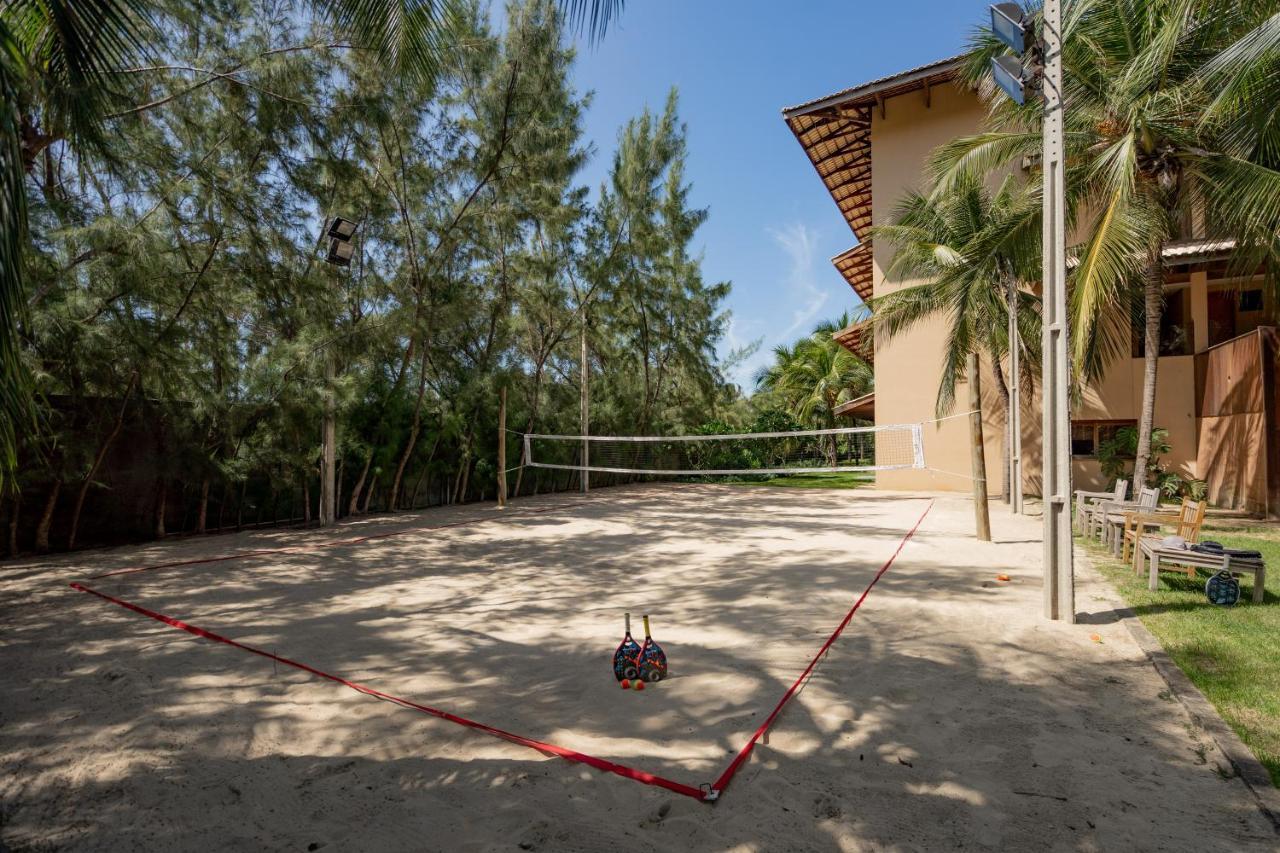 Carmel Cumbuco Resort Exterior photo A beach tennis court